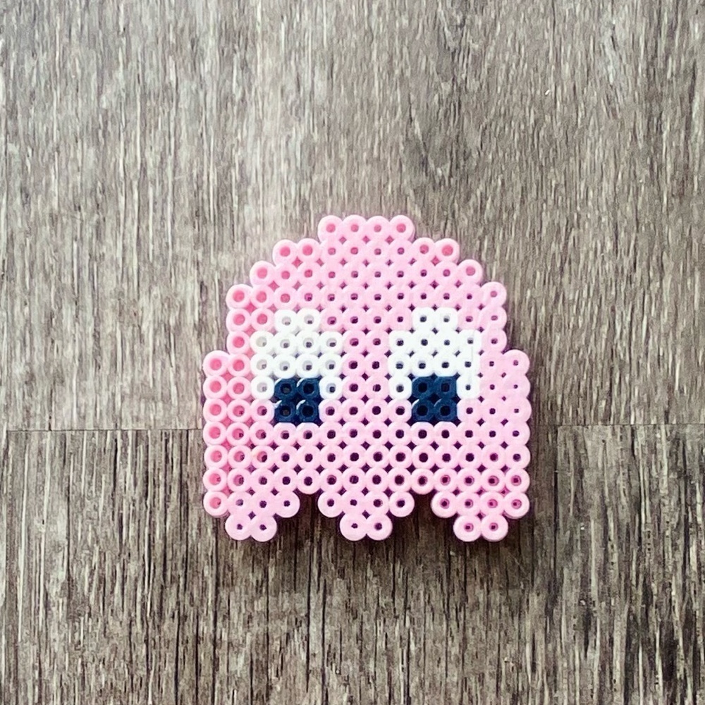 Pac-man Ghost pink magnet gamer arcade retro game perler beads handmade gift